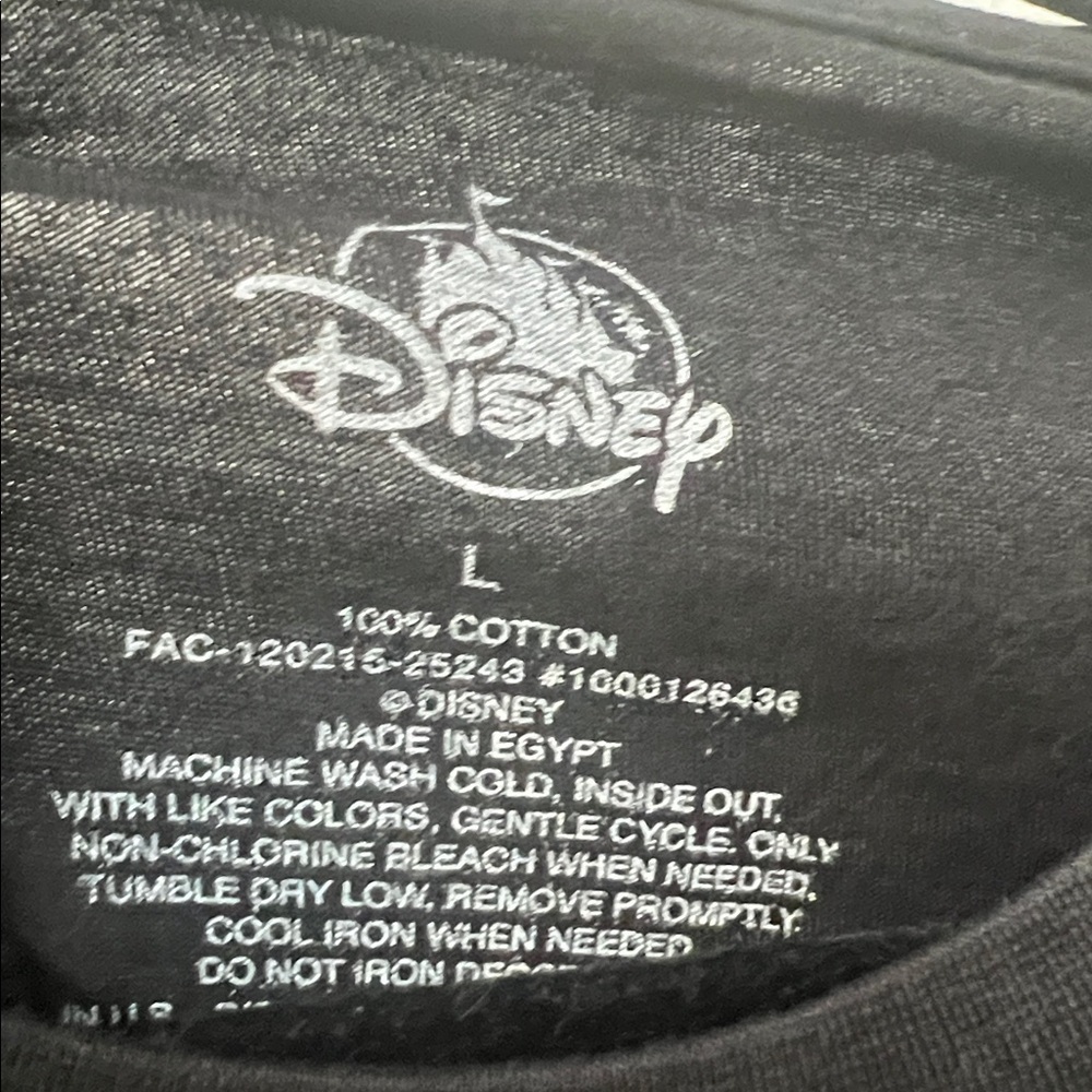 Disney Mickey Mouse Graphic T-Shirt – The Original American Icon Size Large - Picture 2 of 3